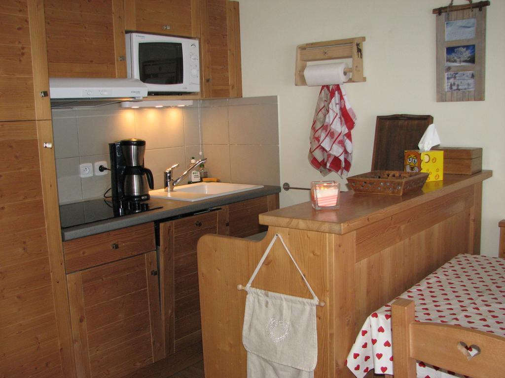 Appt Le Hameau Des Rennes 4 Etoiles Pieds Des Pistes Piscine Interieure Exterieure Apartment Vars  Exterior photo